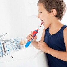 BRAUN Oral-B EB10-4 Star Wars gyermek fogkeféhez pótfej Szépségápolás / Egészség - Száj / fog ápolás - Kiegészítő - 342699