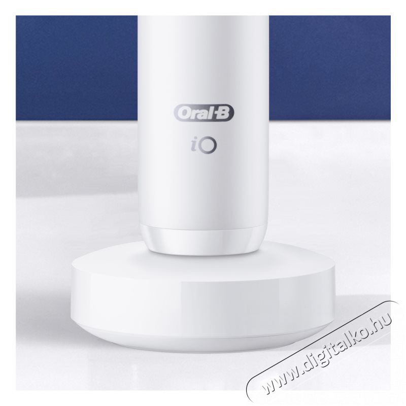 BRAUN Oral-B iO8 elektromos fogkefe - fehér alabaster  Szépségápolás / Egészség - Száj / fog ápolás - Elektromos fogkefe - 372259