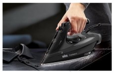 BRAUN TexStyle 5 SI5088BK Gőz&ouml;lős vasal&oacute;, 2800W, 50g/perc gőznyom&aacute;s, 220g/perc gőzl&ouml;ket, 300ml tart&aacute;ly, EloxalPlus talp, FreeGlide 3D technol&oacute;gia, Fekete H&aacute;ztart&aacute;s / Otthon / K&uuml;lt&eacute;r - Vasal&oacute; - Gőz&aacute;llom&aacute;s - 533131