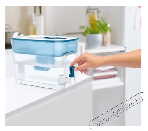 Brita 1039277 Flow vízszűrő tartály 8l Konyhai termékek - Vízszűrő - Vízszűrő - 381934