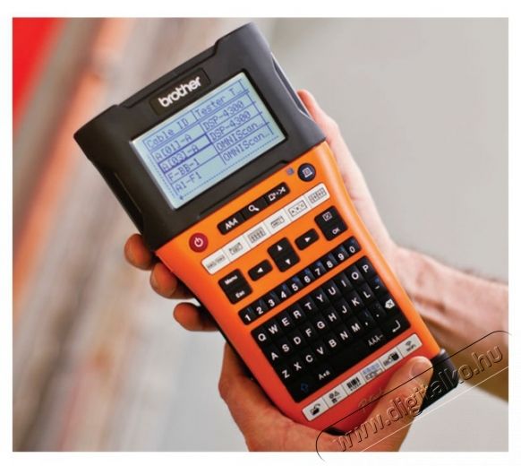 Brother C&iacute;mkenyomtat&oacute; PT-E550WVP, k&eacute;zi (ipari), QWERTY billentyűzet, TZe szalag: 3,5-24mm, t&ouml;lthető akku, hordt&aacute;sk&aacute;val Iroda &eacute;s sz&aacute;m&iacute;t&aacute;stechnika - C&iacute;mkenyomtat&oacute; - C&iacute;mkenyomtat&oacute; - 479512