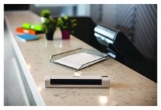 Brother Mobil szkenner DS640, CIS, manu&aacute;l duplex, USB, 15 lap/perc, A4, 600x600dpi Iroda &eacute;s sz&aacute;m&iacute;t&aacute;stechnika - Digitaliz&aacute;l&oacute; eszk&ouml;z - Szkenner - 488624