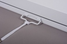 Bydium 22D016003 1:1 160cm x 160cm rolós fali vetítővászon Tv kiegészítők - Vetítővászon - 324054