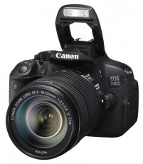 CANON EOS 700D + 18-135mm IS STM Kit Fényképezőgép / kamera - DSLR tükörreflexes fényképezőgép - 272862