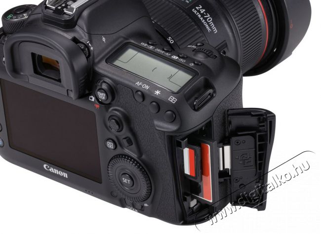 CANON EOS 5D Mark IV + 24-70mm II USM Digitális fényképezőgép Fényképezőgép / kamera - DSLR tükörreflexes fényképezőgép - 345116