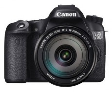 CANON EOS 70D + 18-200mm IS Kit Fényképezőgép / kamera - DSLR tükörreflexes fényképezőgép - 273380