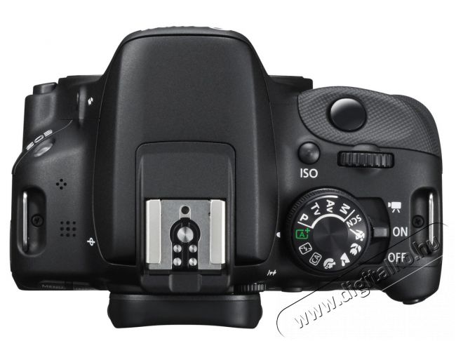 CANON EOS 100D + 18-135mm IS STM Kit Fényképezőgép / kamera - DSLR tükörreflexes fényképezőgép - 278064