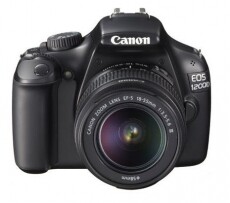 CANON EOS 1200D + 18-55mm DC III Kit Fényképezőgép / kamera - DSLR tükörreflexes fényképezőgép - 275438