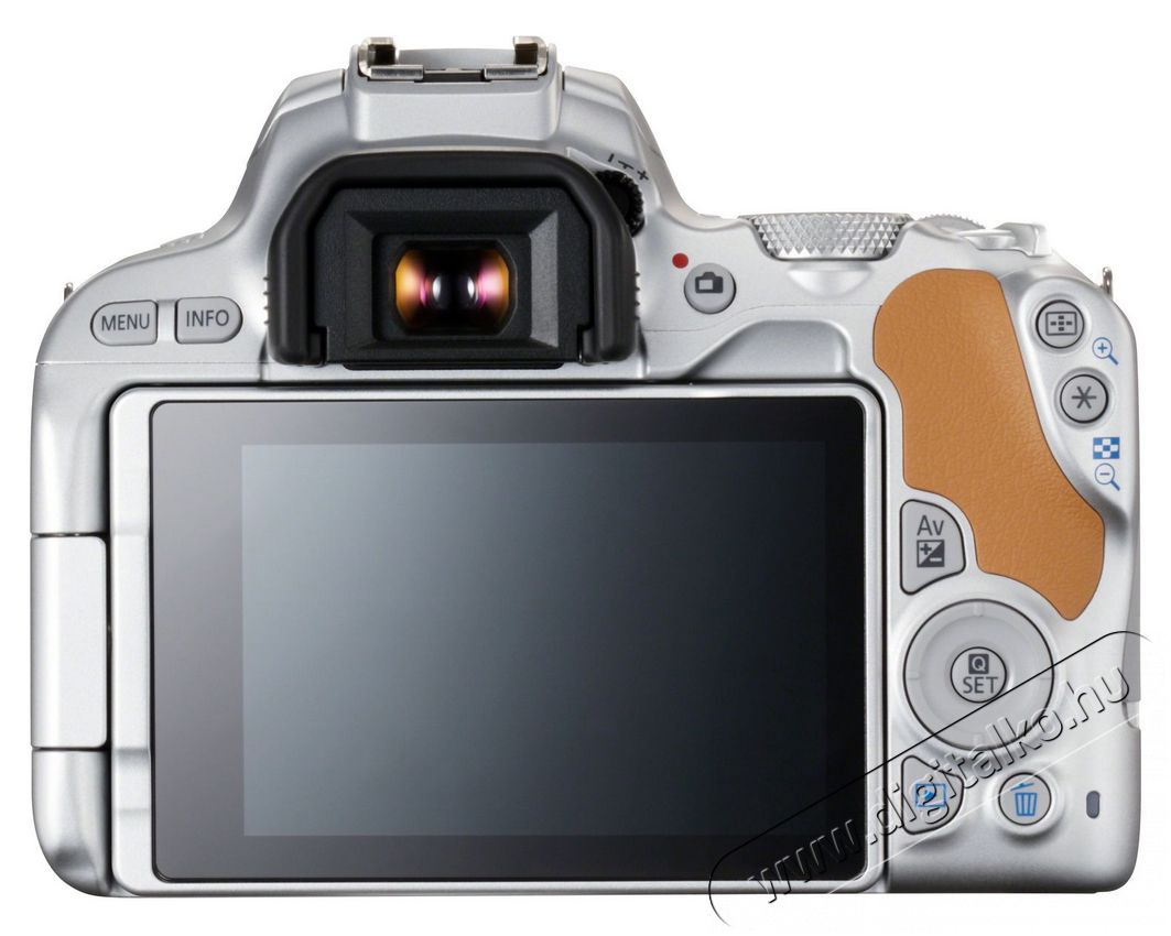 CANON EOS 200D + EF-S 18-55mm f/4-5.6 IS STM kit - ezüst Fényképezőgép / kamera - DSLR tükörreflexes fényképezőgép - 325238