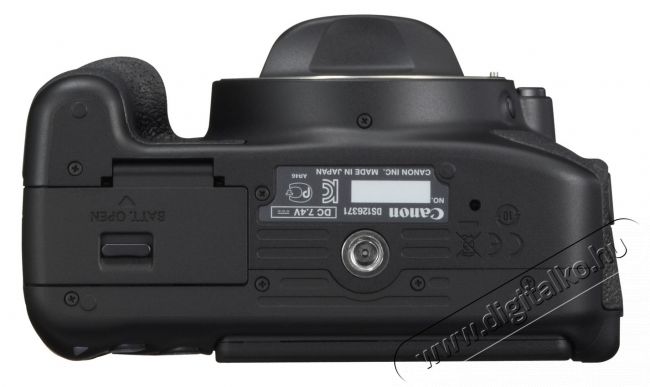 CANON EOS 650D + 18-55mm DC III Kit F&eacute;nyk&eacute;pezőg&eacute;p / kamera - DSLR t&uuml;k&ouml;rreflexes f&eacute;nyk&eacute;pezőg&eacute;p - 275255