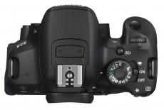CANON EOS 650D + 18-55mm DC III Kit F&eacute;nyk&eacute;pezőg&eacute;p / kamera - DSLR t&uuml;k&ouml;rreflexes f&eacute;nyk&eacute;pezőg&eacute;p - 275255