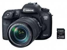 CANON EOS 7D Mark II + EF-S 18-135mm f/3,5-5,6 IS USM Fényképezőgép / kamera - DSLR tükörreflexes fényképezőgép - 342039