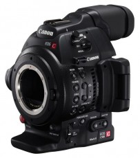 CANON EOS C 100 DAF professzionális videokamera + 18-135mm objektív Fényképezőgép / kamera - Memóriakártyás videokamera - Professzionális - 297656