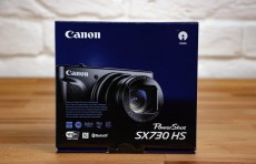 CANON PowerShot SX730 HS Travel Kit digitális fényképezőgép - ezüst Fényképezőgép / kamera - Ultrazoom fényképezőgép - Kompakt méretű - 354264