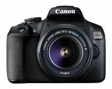 CANON EOS 2000D + 18-55mm f/3,5-5,6 EF-S DC III Digitális fényképezőgép Fényképezőgép / kamera - DSLR tükörreflexes fényképezőgép - 349748