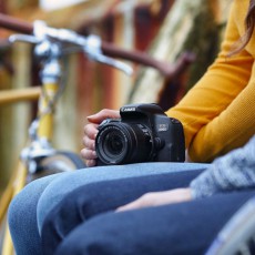 CANON EOS 800D + EF-S 18-55mm f/4-5.6 IS STM kit Fényképezőgép / kamera - DSLR tükörreflexes fényképezőgép - 345115