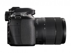 CANON EOS 80D + 18-135mm IS USM Kit Fényképezőgép / kamera - DSLR tükörreflexes fényképezőgép - 303509