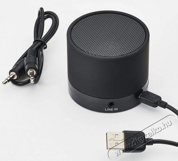 Clatronic BSS 7006 fekete bluetooth hangsz&oacute;r&oacute; Audio-Video / Hifi / Multim&eacute;dia - Hordozhat&oacute;, vezet&eacute;k n&eacute;lk&uuml;li / bluetooth hangsug&aacute;rz&oacute; - Hordozhat&oacute;, vezet&eacute;k n&eacute;lk&uuml;li / bluetooth hangsug&aacute;rz&oacute; - 347122