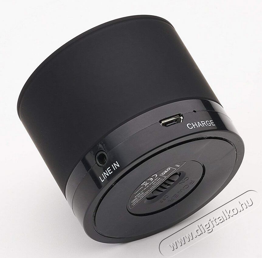 Clatronic BSS 7006 fekete bluetooth hangsz&oacute;r&oacute; Audio-Video / Hifi / Multim&eacute;dia - Hordozhat&oacute;, vezet&eacute;k n&eacute;lk&uuml;li / bluetooth hangsug&aacute;rz&oacute; - Hordozhat&oacute;, vezet&eacute;k n&eacute;lk&uuml;li / bluetooth hangsug&aacute;rz&oacute; - 347122