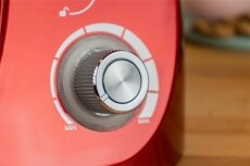 Clatronic KM 3709 Konyhai robotgép - piros Konyhai termékek - Konyhai kisgép (előkészítés / feldolgozás) - Konyhai robotgép - 360119