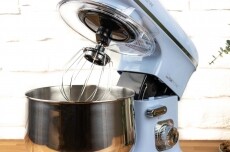 Clatronic KM 3711 Konyhai robotgép - kék Konyhai termékek - Konyhai kisgép (előkészítés / feldolgozás) - Konyhai robotgép - 360120