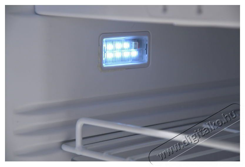 Compass Hűtől&aacute;da, kompresszoros, be&eacute;p&iacute;tett 50 l 12/24 V Konyhai term&eacute;kek - Hűtő, fagyaszt&oacute; (be&eacute;p&iacute;thető) - Egyajt&oacute;s hűtő - 530631