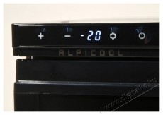 Compass Hűtől&aacute;da, kompresszoros, be&eacute;p&iacute;tett 50 l 12/24 V Konyhai term&eacute;kek - Hűtő, fagyaszt&oacute; (be&eacute;p&iacute;thető) - Egyajt&oacute;s hűtő - 530631