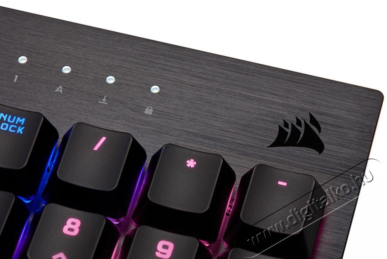 Corsair K60 RGB Pro Cherry MX Speed Low Profile mechanikus gamer billentyűzet Iroda és számítástechnika - Billentyűzet / billentyűzet szett - Vezetékes - 368864