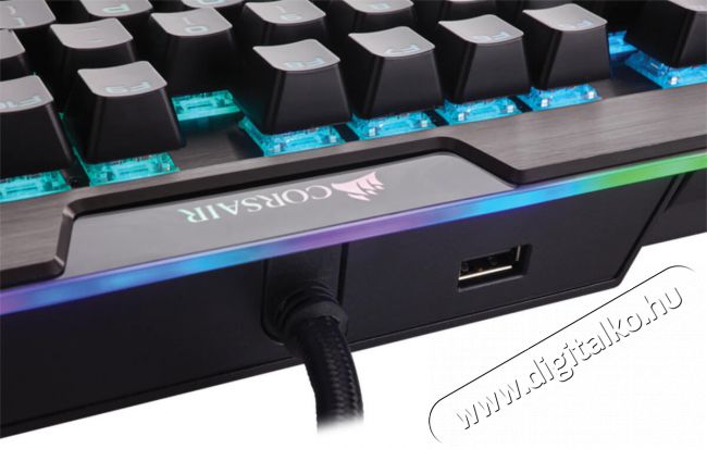 Corsair Corsair Gaming K95 RGB Platinum RGB LED Cherry MX Speed Gamer billentyűzet Iroda &eacute;s sz&aacute;m&iacute;t&aacute;stechnika - Billentyűzet / billentyűzet szett - Vezet&eacute;kes - 368857