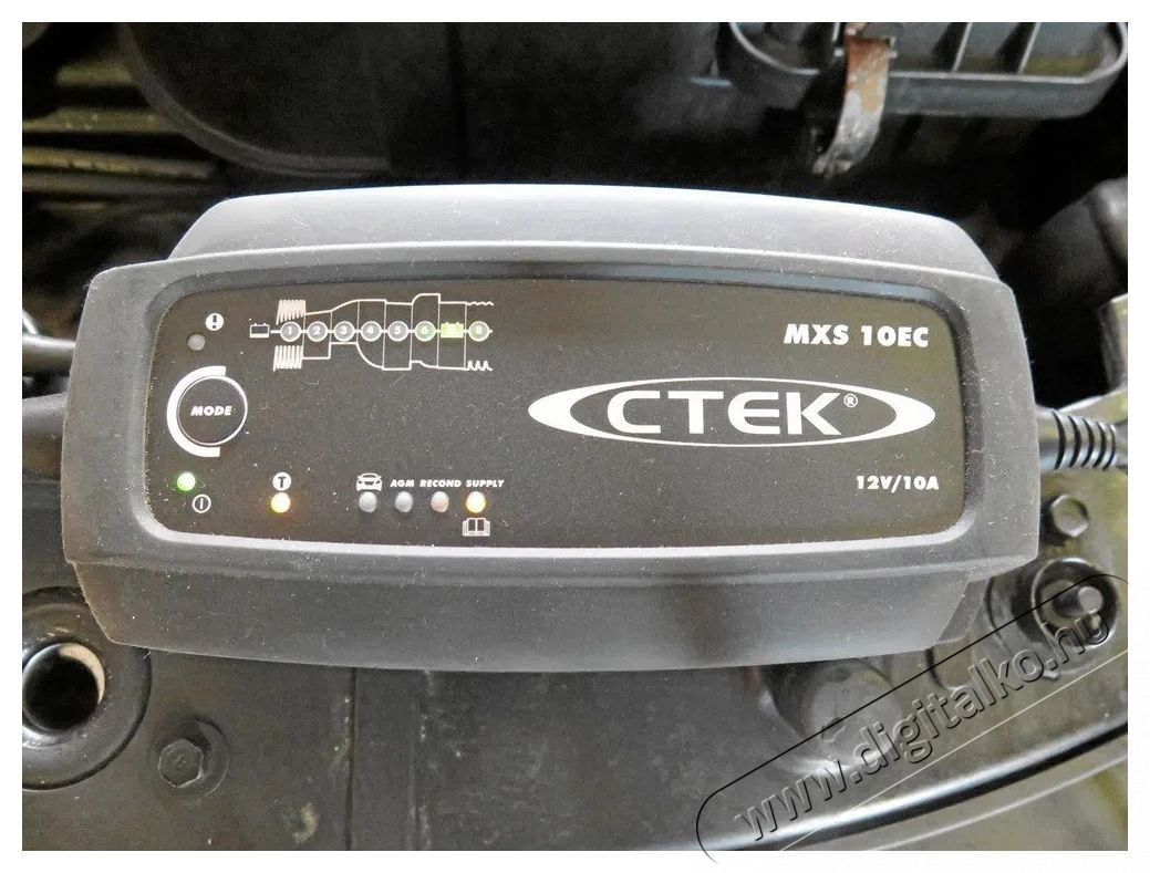 CTEK MXS 10 EC aut&oacute; akkuml&aacute;tor t&ouml;ltő Akkuk &eacute;s t&ouml;ltők - Li-ion akkumul&aacute;tor &eacute;s t&ouml;ltő (ut&aacute;ngy&aacute;rtott) - T&ouml;ltő - 531726