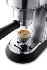 Delonghi EC 685.M Dedica Style kávéfőző Konyhai termékek - Kávéfőző / kávéörlő / kiegészítő - Presszó kávéfőző - 322278