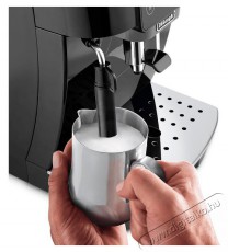 Delonghi ECAM220.21.B 15 bar automata kávéfőző Konyhai termékek - Kávéfőző / kávéörlő / kiegészítő - Automata kávéfőző - 462943