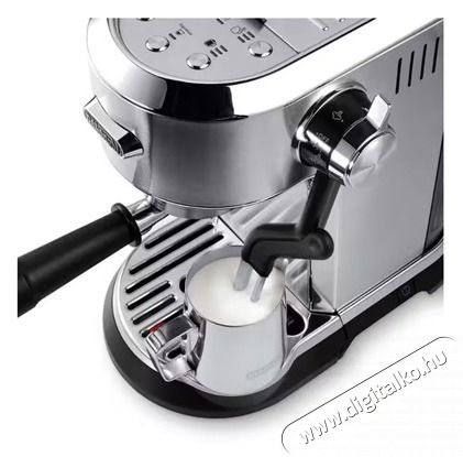 Delonghi EC950.M K&Aacute;V&Eacute;FŐZŐ PRESSZ&Oacute; Konyhai term&eacute;kek - K&aacute;v&eacute;főző / k&aacute;v&eacute;&ouml;rlő / kieg&eacute;sz&iacute;tő - Pressz&oacute; k&aacute;v&eacute;főző - 516510