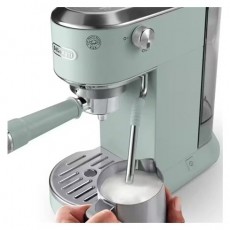 Delonghi EC890.GR K&Aacute;V&Eacute;FŐZŐ PRESSZ&Oacute; Konyhai term&eacute;kek - K&aacute;v&eacute;főző / k&aacute;v&eacute;&ouml;rlő / kieg&eacute;sz&iacute;tő - Pressz&oacute; k&aacute;v&eacute;főző - 516793
