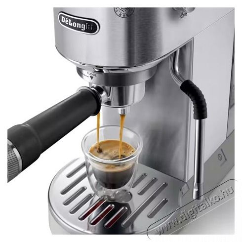 Delonghi EC890.M K&Aacute;V&Eacute;FŐZŐ PRESSZ&Oacute; Konyhai term&eacute;kek - K&aacute;v&eacute;főző / k&aacute;v&eacute;&ouml;rlő / kieg&eacute;sz&iacute;tő - Pressz&oacute; k&aacute;v&eacute;főző - 516792