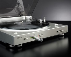 Denon DP-200USB Automata analóg lemezjátszó MP3 kódolással - ezüst Audio-Video / Hifi / Multimédia - Bakelit lemezjátszó - Bakelit lemezjátszó - 268580