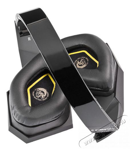 Denon MONSTER DA-10 konverter + DIESEL VEKTOR Over-Ear fejhalgató Audio-Video / Hifi / Multimédia - Hifi - Sztereó - D/A konverter / fejhallgató erősítő - 289085