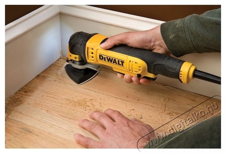 DeWalt DWE315KT-QS Multi rezgőszersz&aacute;m H&aacute;ztart&aacute;s / Otthon / K&uuml;lt&eacute;r - Szersz&aacute;m - Multifunkci&oacute;s g&eacute;p - 533274