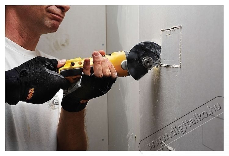 DeWalt DWE315KT-QS Multi rezgőszersz&aacute;m H&aacute;ztart&aacute;s / Otthon / K&uuml;lt&eacute;r - Szersz&aacute;m - Multifunkci&oacute;s g&eacute;p - 533274