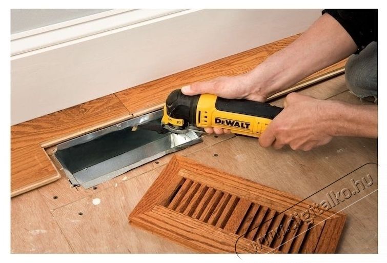 DeWalt DWE315KT-QS Multi rezgőszersz&aacute;m H&aacute;ztart&aacute;s / Otthon / K&uuml;lt&eacute;r - Szersz&aacute;m - Multifunkci&oacute;s g&eacute;p - 533274
