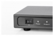DIGITUS DS-43302 8 portos professzionális HDMI jel osztó Tv kiegészítők - Kábel / csatlakozó - Csatlakozó / elosztó / átalakító - 393684