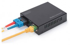 DIGITUS Gigabit MM (RJ45-SC) média konverter Iroda és számítástechnika - Hálózat - Hálózati kiegészítő - 393076