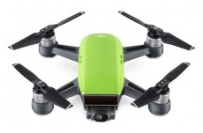 DJI Spark - Fly more combo dr&oacute;n - Z&ouml;ld F&eacute;nyk&eacute;pezőg&eacute;p / kamera - Dr&oacute;n - Dr&oacute;n - 330656