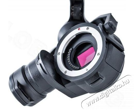 DJI Zenmuse X5R gimbal és kamera (optika nélkül, SSD-vel) Fényképezőgép / kamera - Drón - Kiegészítő - 309111