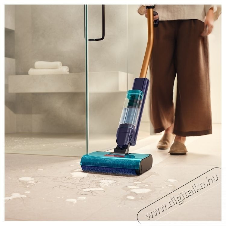 Dyson Clean Wash Hygiene 432030-01 nedves tiszt&iacute;t&oacute;k&eacute;sz&uuml;l&eacute;k H&aacute;ztart&aacute;s / Otthon / K&uuml;lt&eacute;r - Porsz&iacute;v&oacute; / takar&iacute;t&oacute;g&eacute;p - K&eacute;zi / &aacute;ll&oacute; porsz&iacute;v&oacute; - 536385