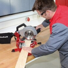 Einhell TE-MS 2112 L Gérvágó fűrész Háztartás / Otthon / Kültér - Szerszám - Kör / dekopír / szúró fűrész - 362692
