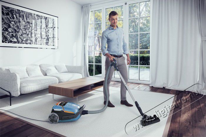 Electrolux EUO96SBM EUO96SBM porzsákos porszívó Háztartás / Otthon / Kültér - Porszívó / takarítógép - Porzsákos porszívó - 326569