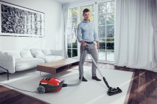 Electrolux EUO9ANIMAL UltraOne porzsákos porszívó Háztartás / Otthon / Kültér - Porszívó / takarítógép - Porzsákos porszívó - 326570