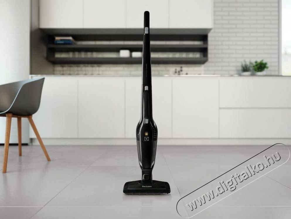 Electrolux EERC72EB Ergorapido Classic kézi porszívó Háztartás / Otthon / Kültér - Porszívó / takarítógép - Kézi / álló porszívó - 345553