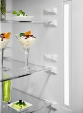 Electrolux LNT7ME32X2 Hűtőszekrény Konyhai termékek - Hűtő, fagyasztó (szabadonálló) - Alulfagyasztós kombinált hűtő - 362653